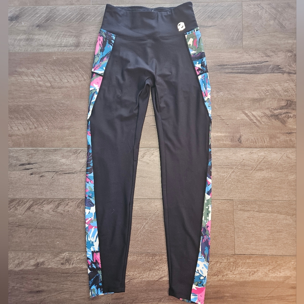 🧘‍♀️ Josie Natori Graphic Print Yoga Leggings - Size Small NWT